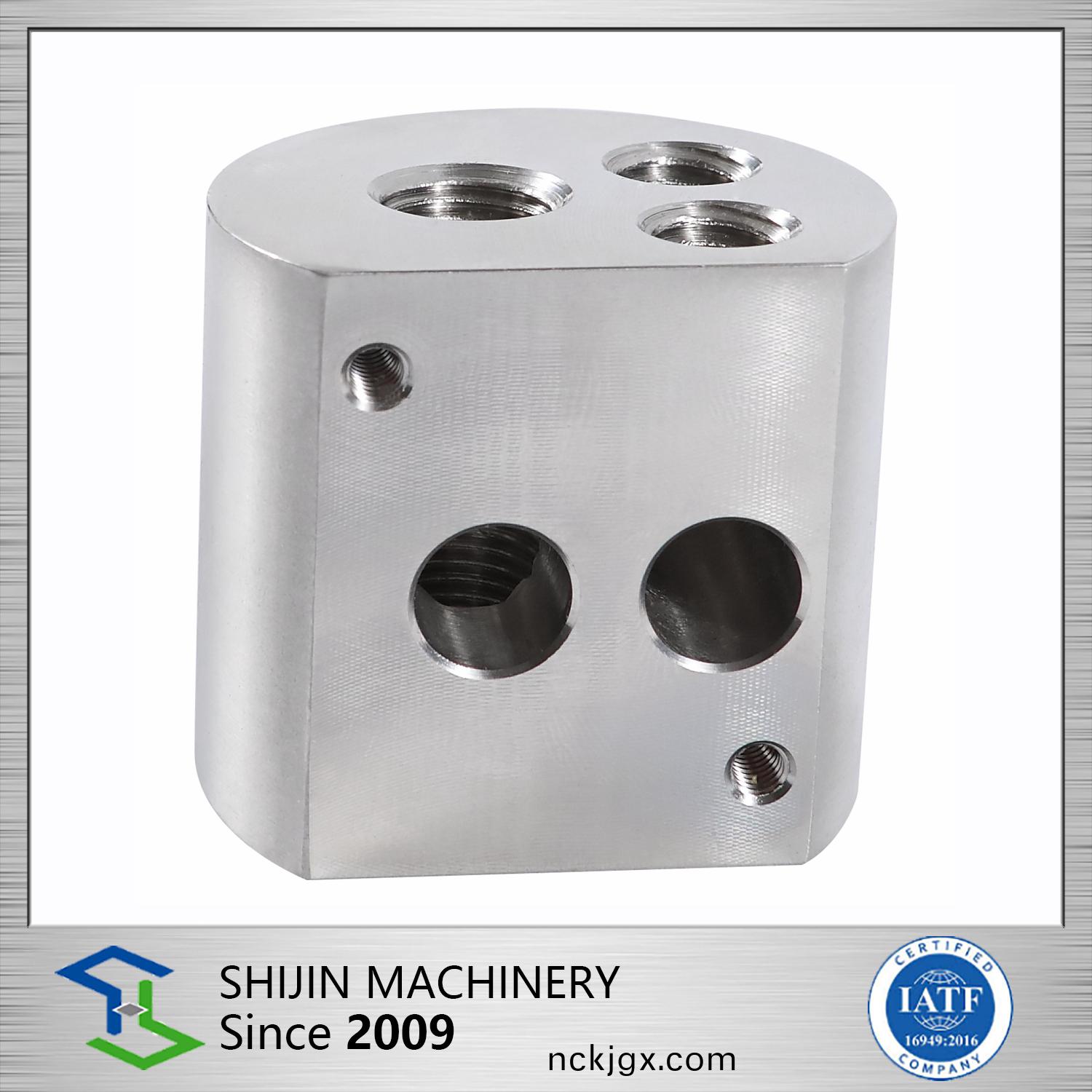 風電行業-非標定(ding)製(zhi)閥塊/閥體1，角度2